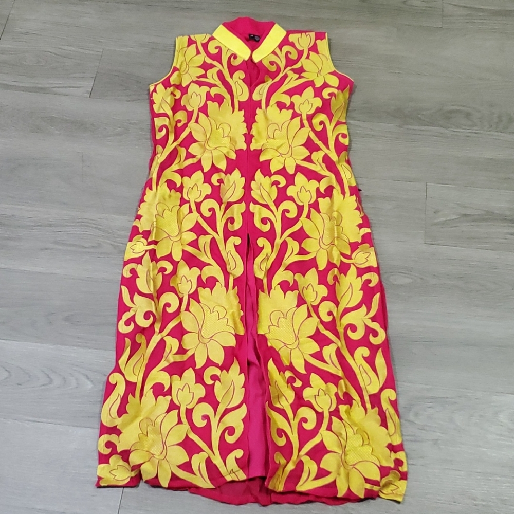 Beautiful two piece outfit wore it one time